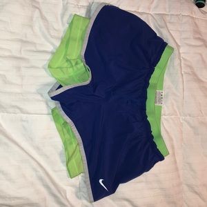 Running shorts